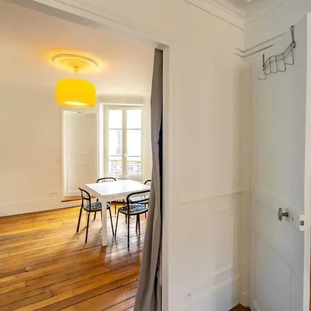 6 Guests Flat - Montparnasse Apartment