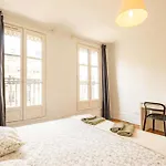 6 Guests Flat - Montparnasse Paris