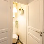 6 Guests Flat - Montparnasse Apartment Paris