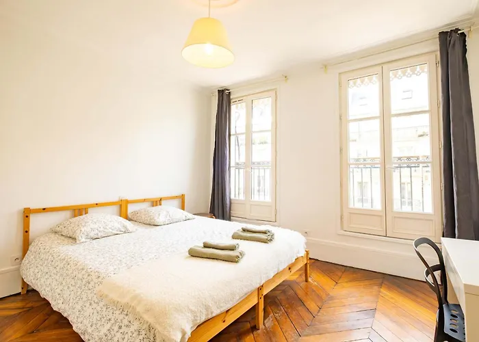 6 Guests Flat - Montparnasse * 巴黎